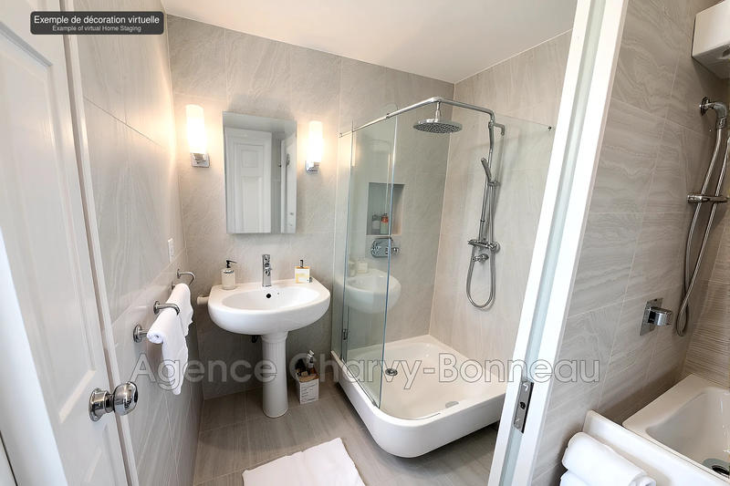 Maison - 190 m² - 8 pièces