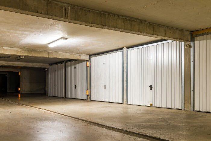 Parking / Garage - 14 m²