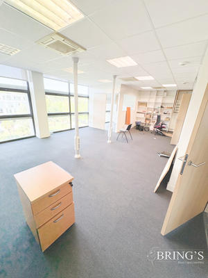 Bureau - 151 m²