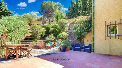 Maison - 170 m² - 6 pièces