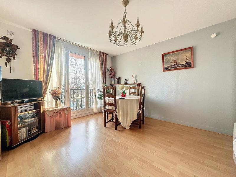 Appartement - 60 m² - 3 pièces