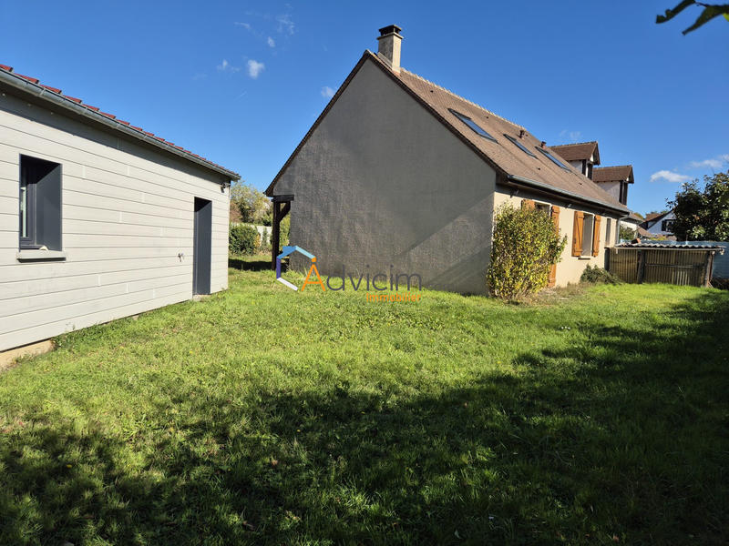 Maison - 93 m² - 4 pièces