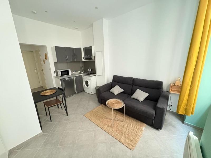 Studio - 20 m² - 1 pièce