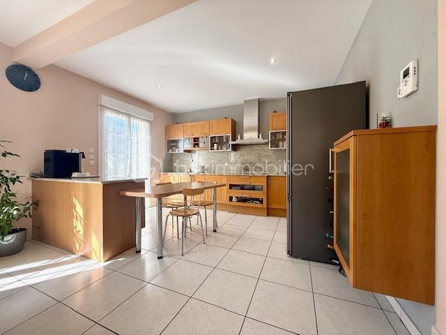 Maison d'architecte - 137 m² - 6 pièces