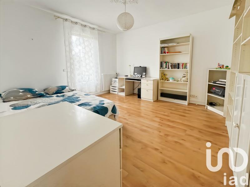 Maison - 240 m² - 9 pièces