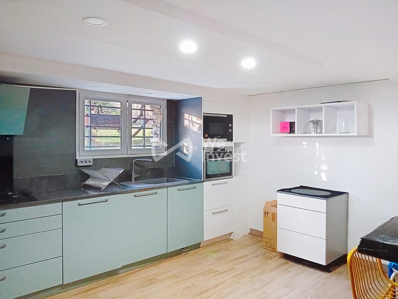 Maison contemporaine - 340 m² - 10 pièces