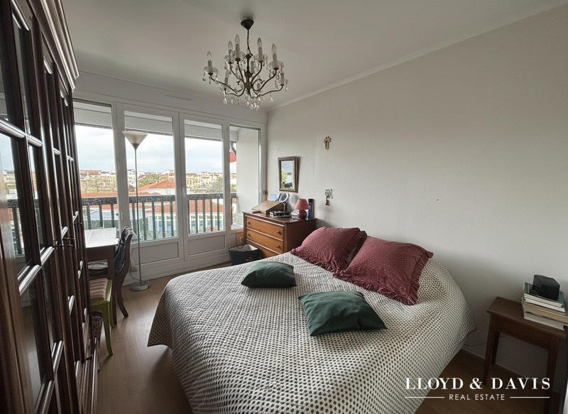 Appartement - 116 m² - 5 pièces