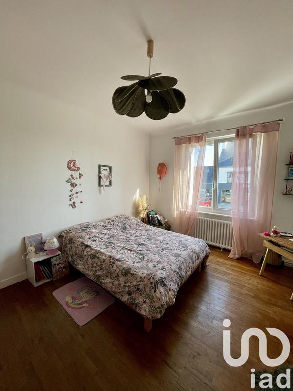 Maison - 177 m² - 7 pièces