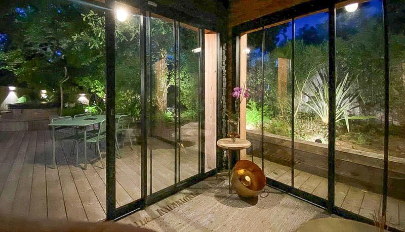 Villa - 220 m² - 8 pièces