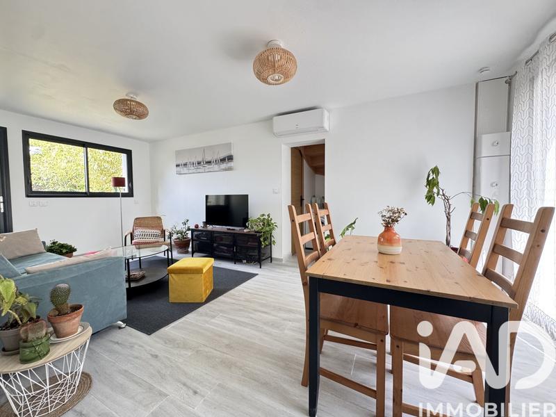 Maison - 195 m² - 6 pièces