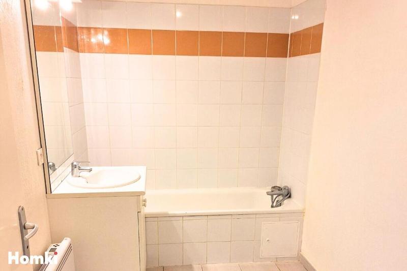 Appartement - 80 m² - 3 pièces