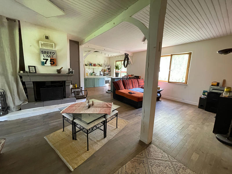 Maison - 99 m² - 4 pièces