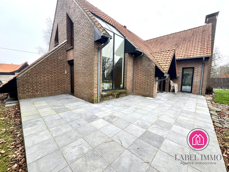 Maison - 175 m² - 7 pièces