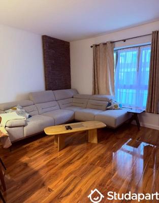 Appartement - 70 m² - 3 pièces