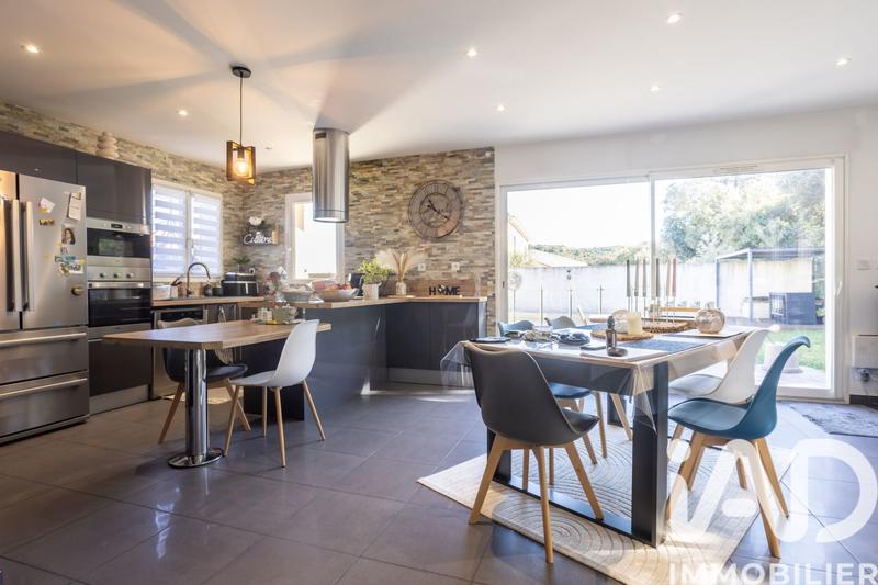 Maison - 110 m² - 5 pièces