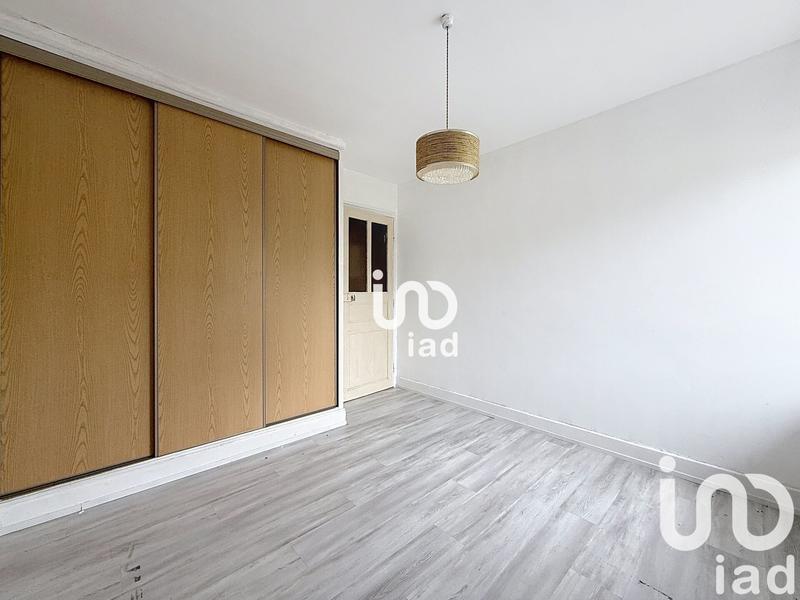 Maison - 99 m² - 5 pièces