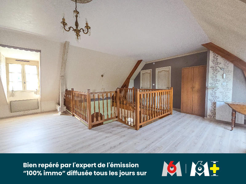 Maison - 220 m² - 7 pièces