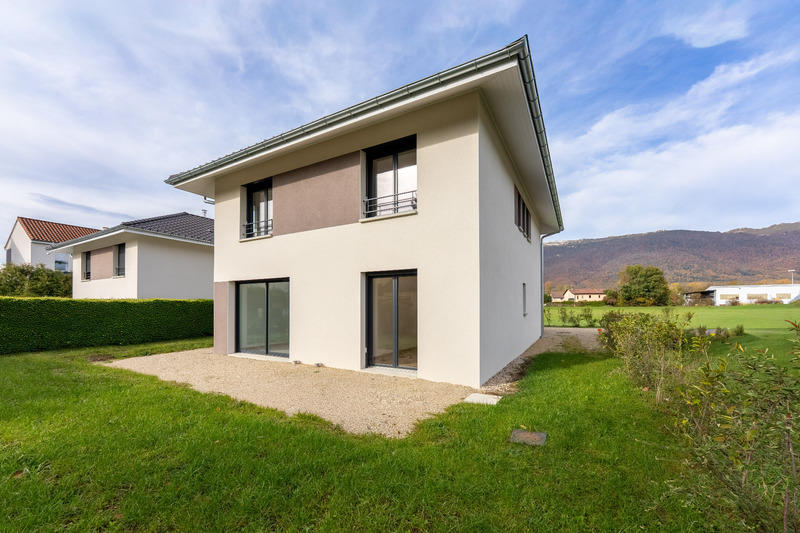 Maison - 144 m² - 6 pièces