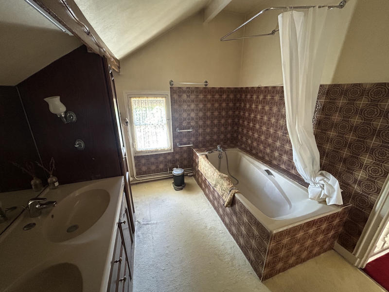 Maison - 119 m² - 6 pièces