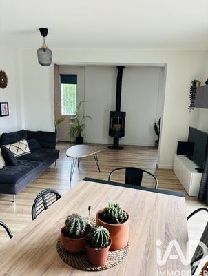 Maison - 110 m² - 4 pièces