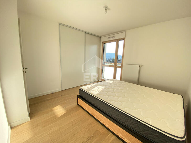 Appartement - 76 m² - 3 pièces