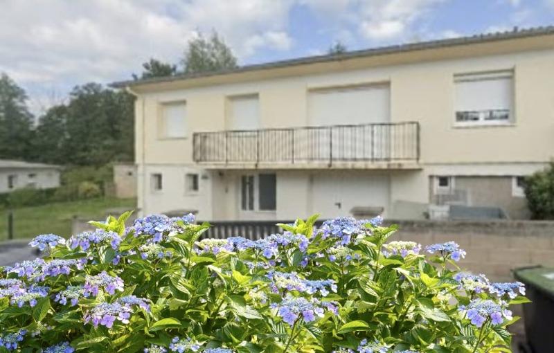 Maison - 180 m² - 8 pièces