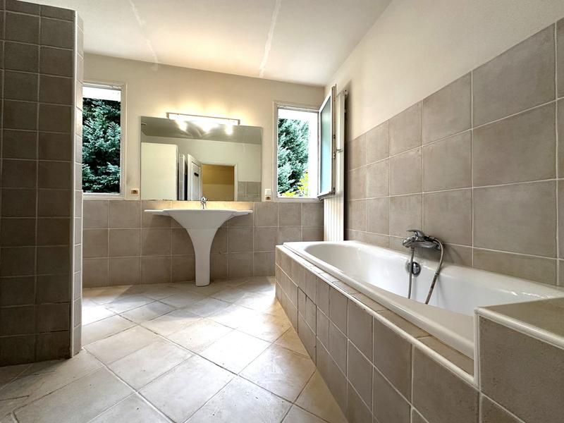 Maison ancienne - 176 m² - 6 pièces