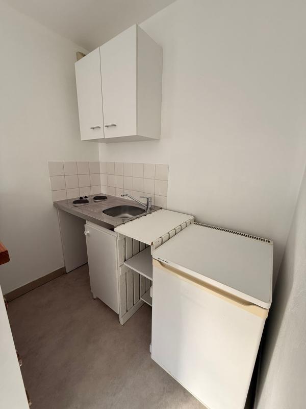 Studio - 28 m² - 1 pièce