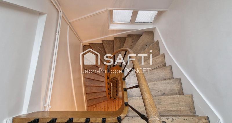 Maison - 161 m² - 6 pièces