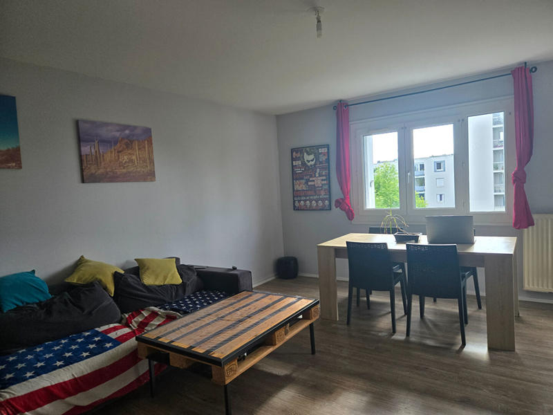Appartement - 79 m² - 3 pièces