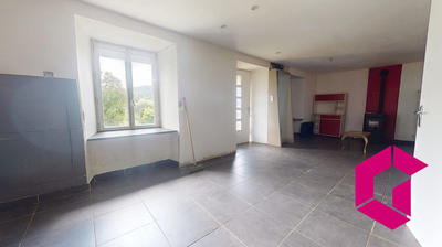 Maison - 80 m² - 4 pièces