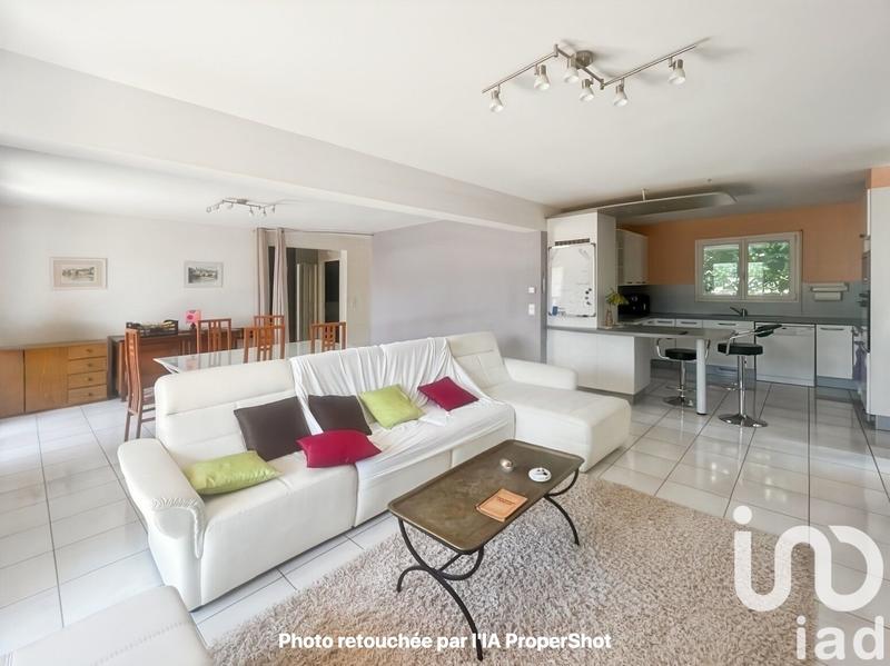 Maison - 176 m² - 8 pièces