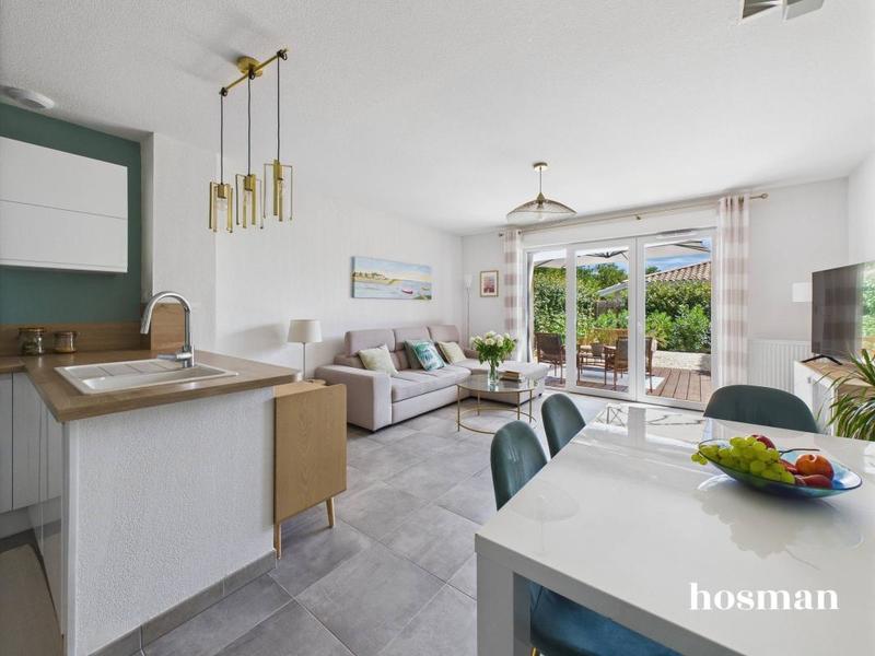 Maison - 87 m² - 4 pièces