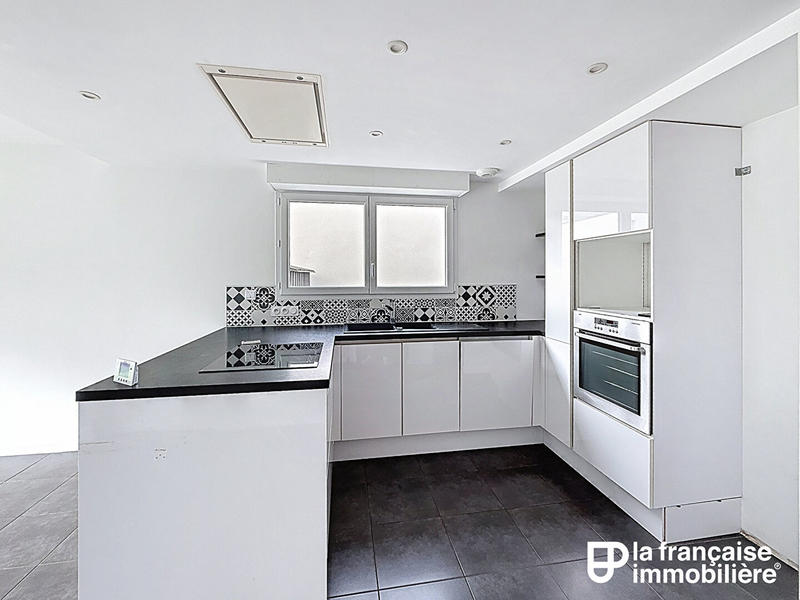 Maison - 107 m² - 5 pièces