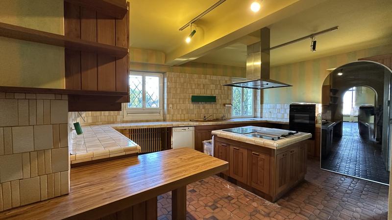 Maison bourgeoise - 678 m² - 16 pièces