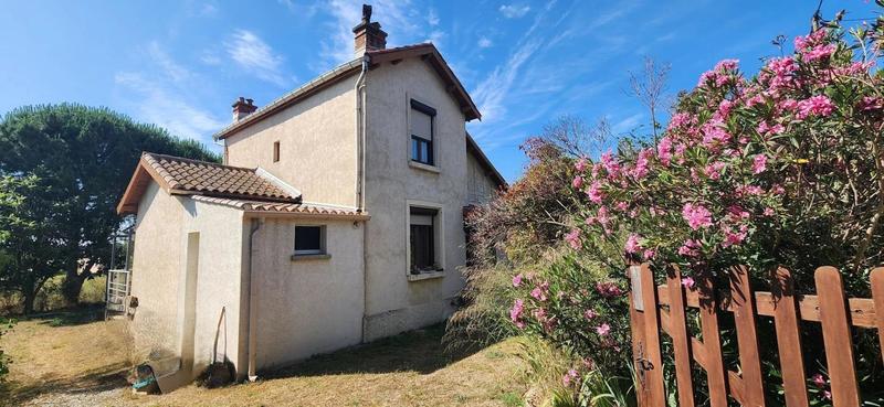 Maison - 95 m² - 6 pièces