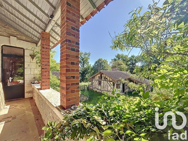 Maison - 375 m² - 10 pièces