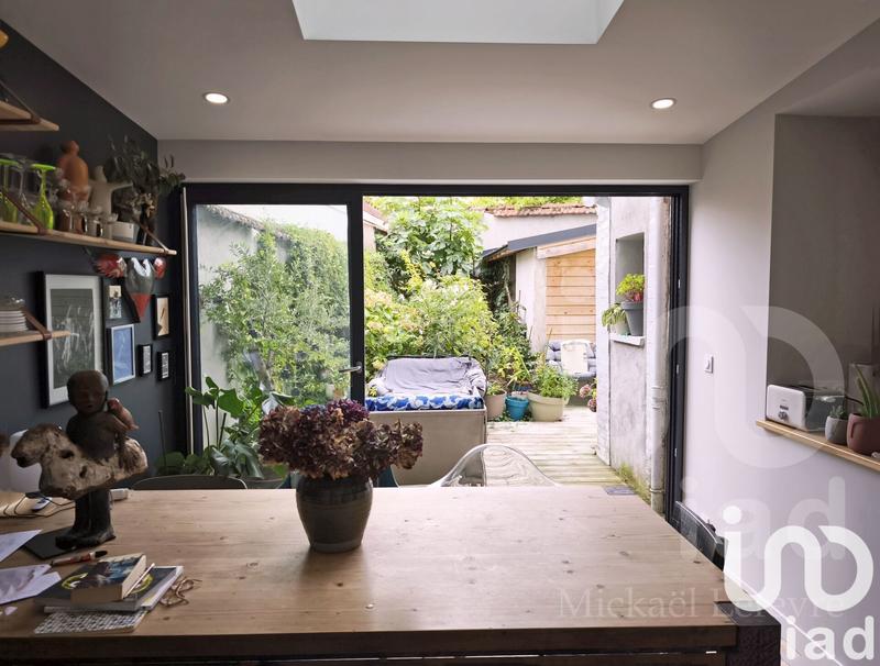 Maison de ville - 200 m² - 10 pièces