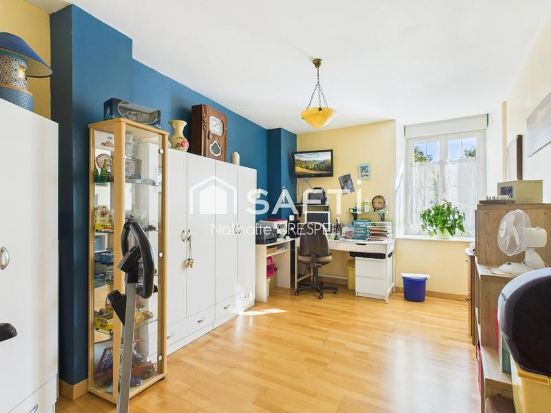 Maison - 350 m² - 8 pièces