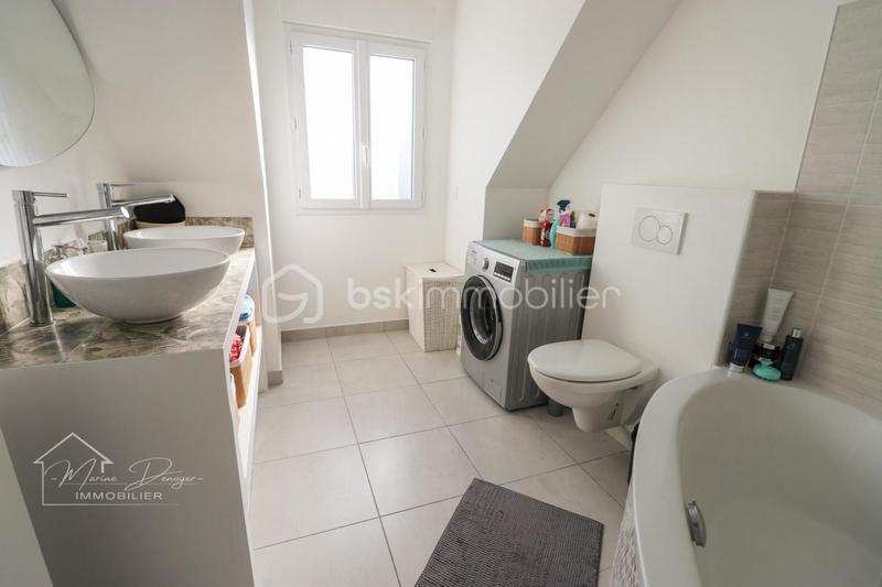 Maison - 101 m² - 5 pièces