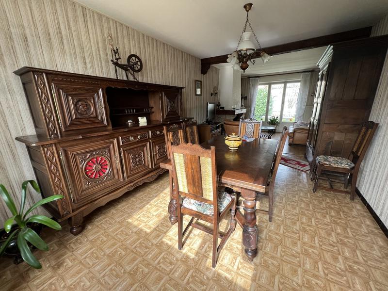 Maison - 92 m² - 5 pièces