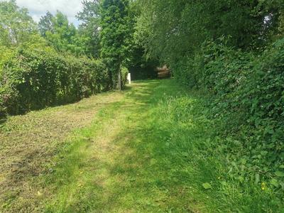 Terrain constructible - 2 465 m²