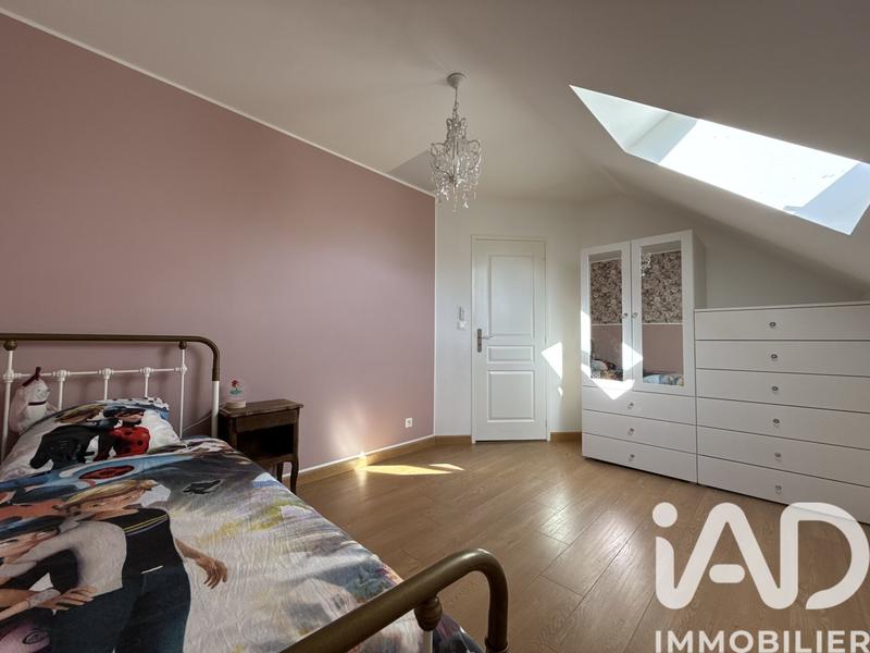 Maison - 178 m² - 8 pièces