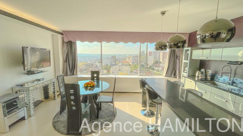 Appartement - 97 m² - 4 pièces