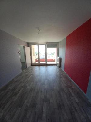 Appartement - 70 m² - 2 pièces