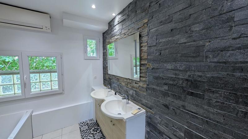 Appartement - 84 m² - 3 pièces