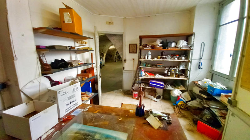 Local d'activités - 300 m²