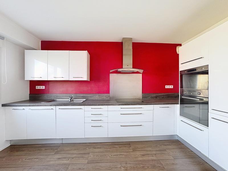 Appartement - 95 m² - 3 pièces