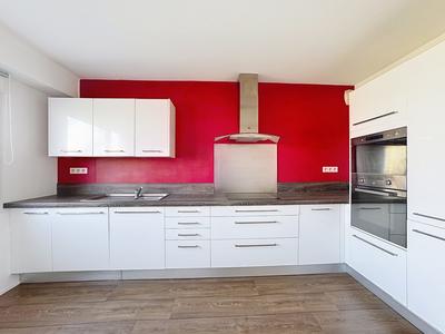 Appartement - 95 m² - 3 pièces