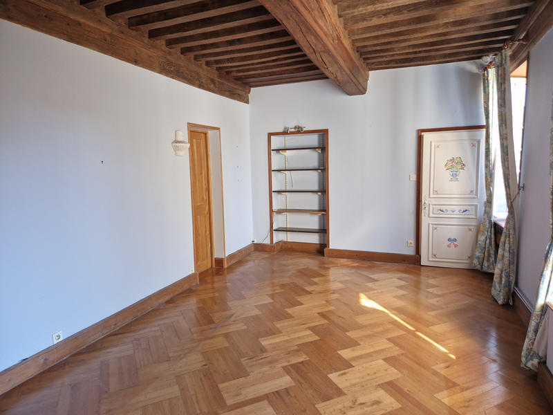 Maison - 340 m² - 12 pièces